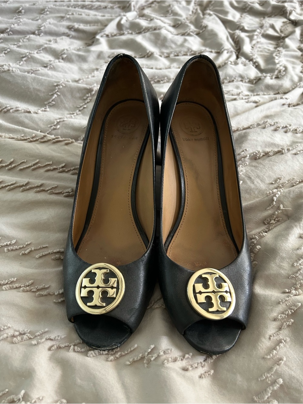 Tory Burch Black Leather Peep-Toe Pumps with Gold Logo Medallion